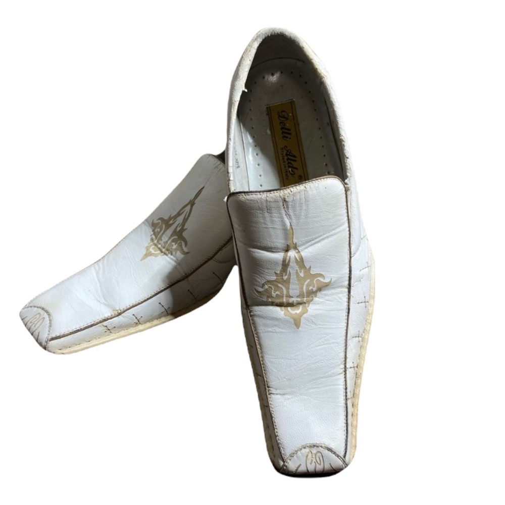 Vintage Delli Aldo White and Gold Loafers Size 7.5